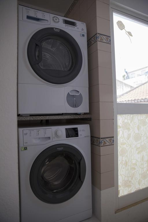 לאגוּ‏ש Guest House First Floor מראה חיצוני תמונה